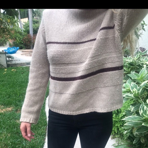 Cream turtle neck - Picture 5 of 5